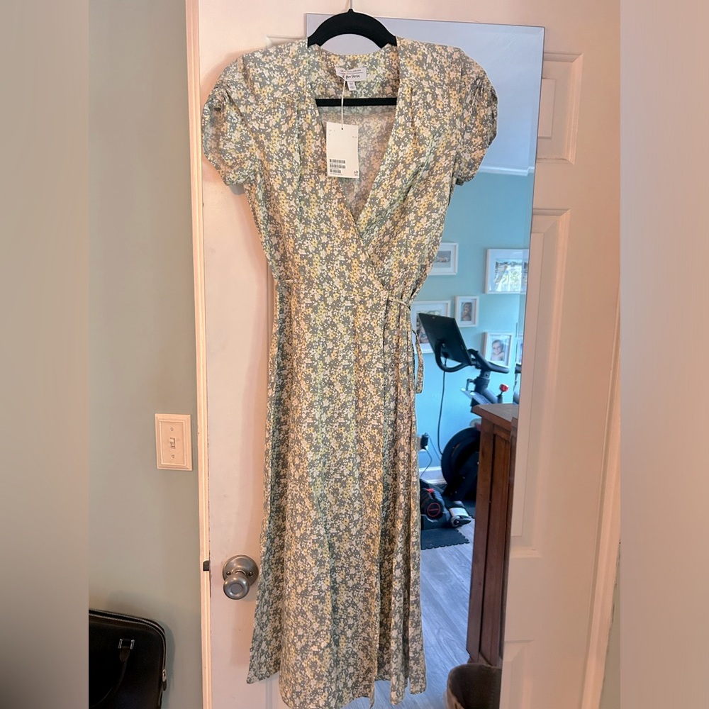 & other stories floral wrap dress size 0